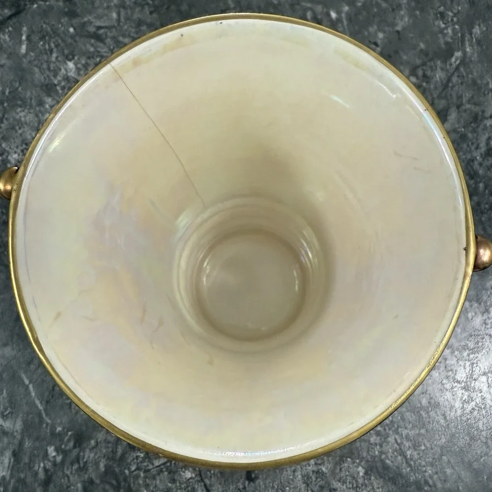 Carlton vase does